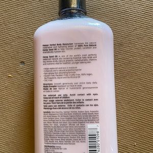 Pomegranate scented lotion full size bottle 17oz